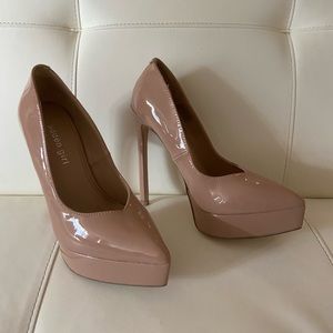 Steve madden rose nude heels 7